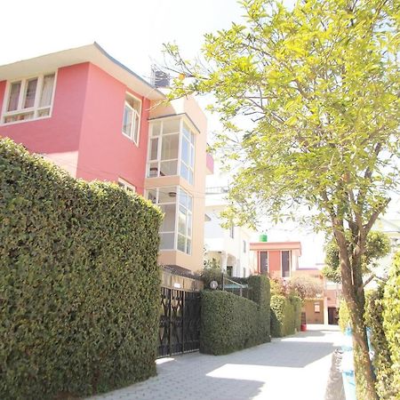 Ojas Wellness B&B Lalitpur Exterior foto